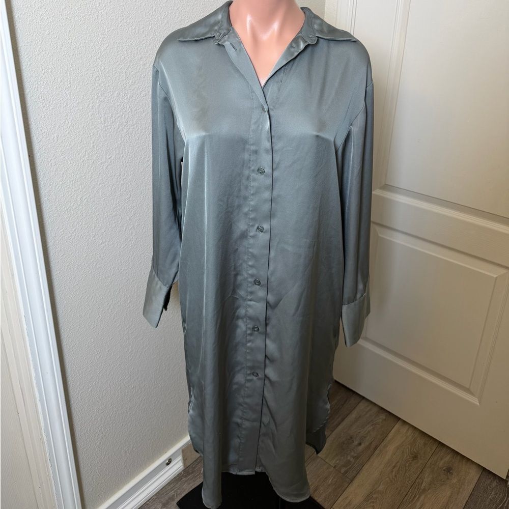 H&M Satin Gray Button-Up Shirt Dress Sz S